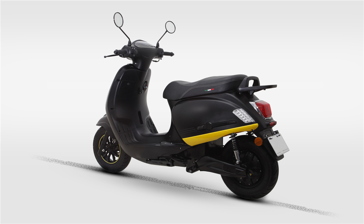 The Electric Motorollers for Urban Commuting in 2025